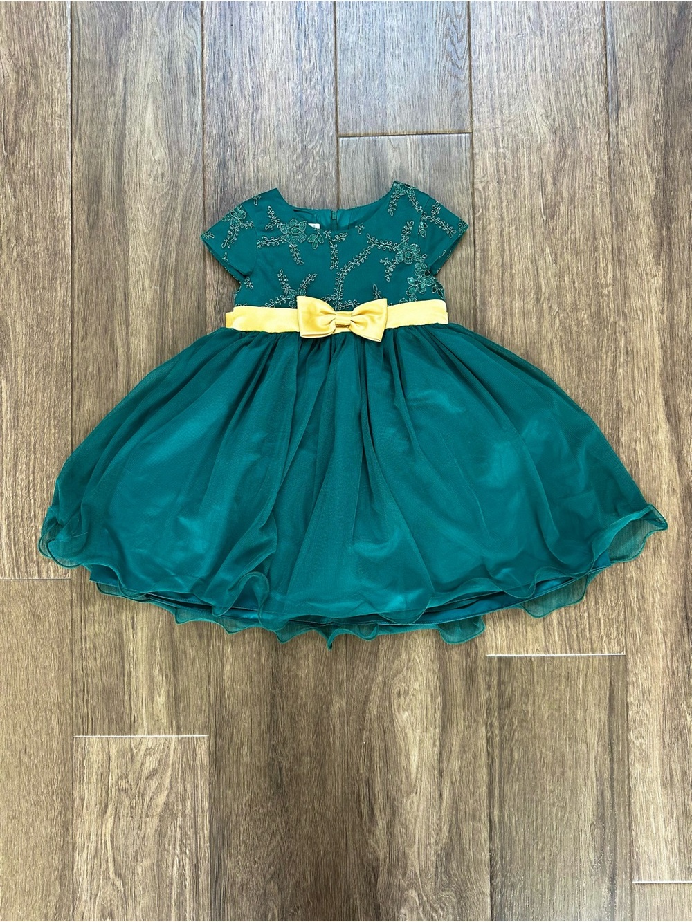 🌲 Evergreen Formal Christmas Dress with Gold Bow